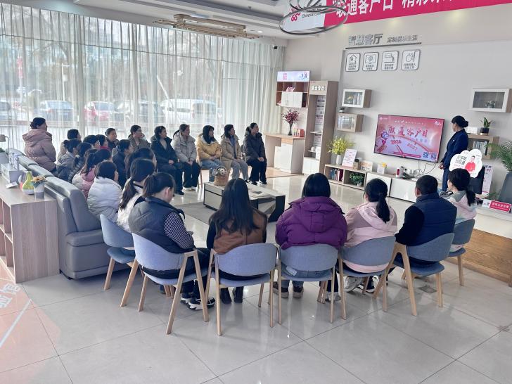 济宁联通客户日：服务暖人心 温情常相伴