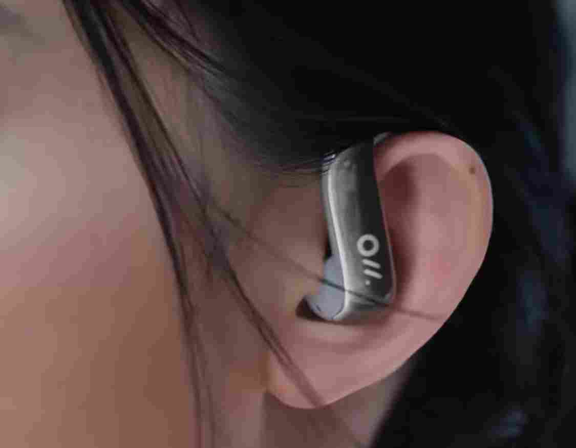 消息称字节跳动正研发新一代豆包 AI耳机，搭载摄像头模块