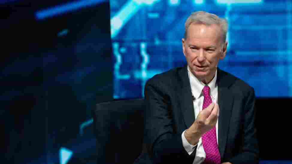 谷歌前 CEO 施密特:欧洲要么投资开源 AI,要么依赖中国模型 谷歌前 CEO 施密特:欧洲要么投资开源 AI,要么依赖中国模型