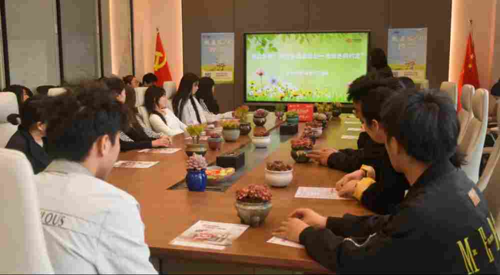 皖美三月情 联通暖心行---安徽联通开展3月客户日活动